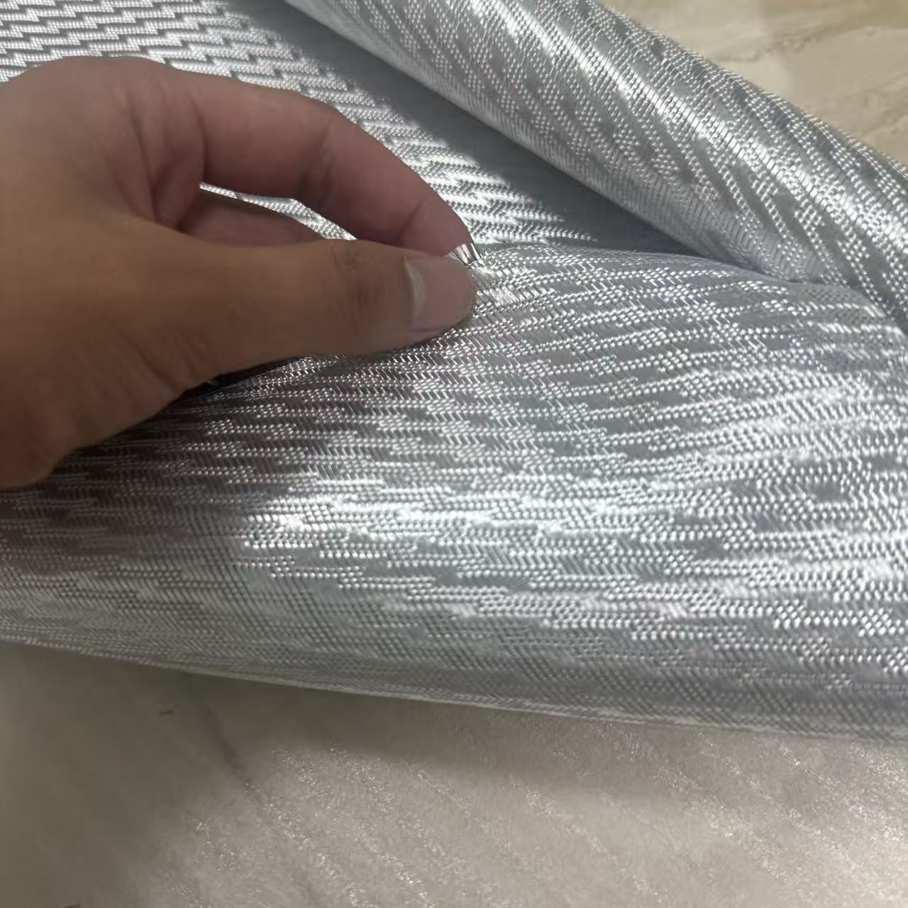 قماش كربوني فضي من الجاكار 3K  - مراجعة Fishing Rod Carbon Fiber وسعره